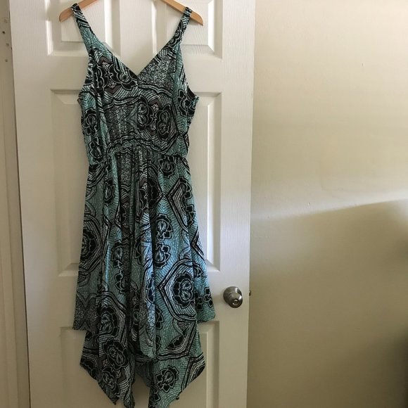 H & M Handkerchief hemline paisley dress Size 14 - Picture 5 of 6